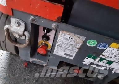 SkyJack SJ 12 Käärtõstukid