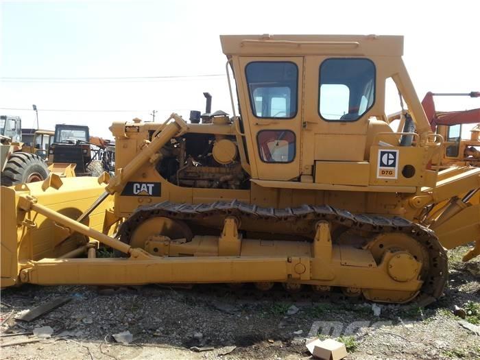 CAT D 7 G Buldooserid