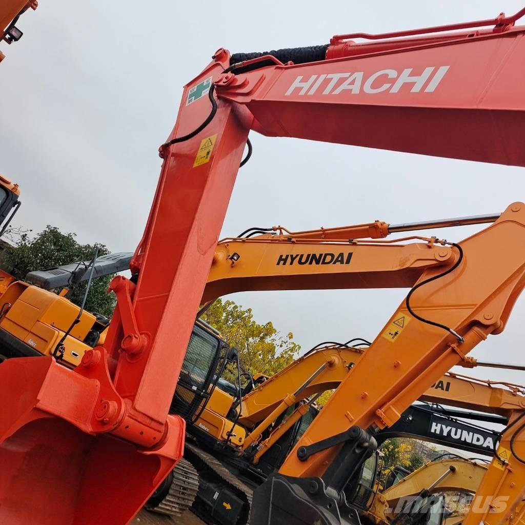 Hitachi EX 200-3 Roomikekskavaatorid