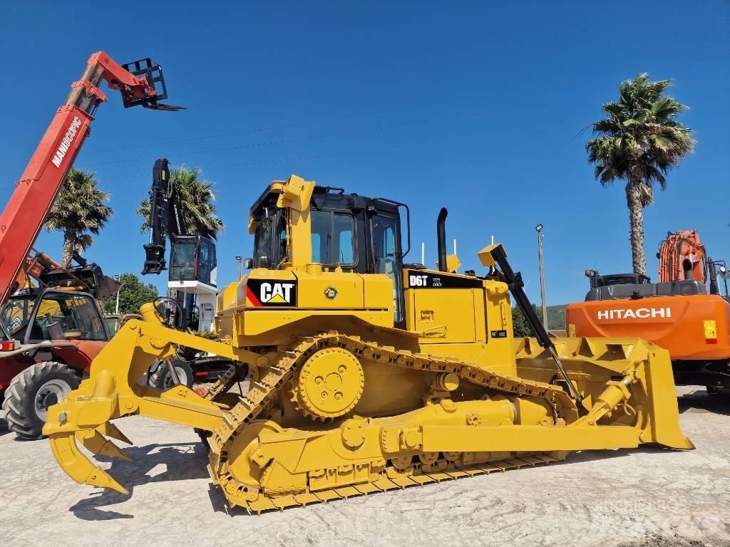 CAT D 6 T XL Buldooserid