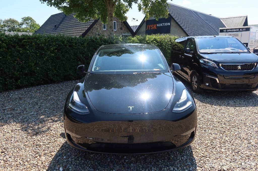 Tesla Model Y Sõiduautod
