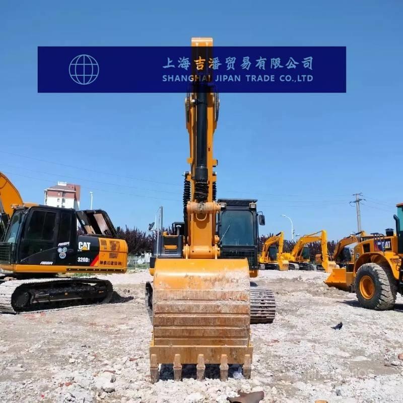 CAT 320 D Roomikekskavaatorid