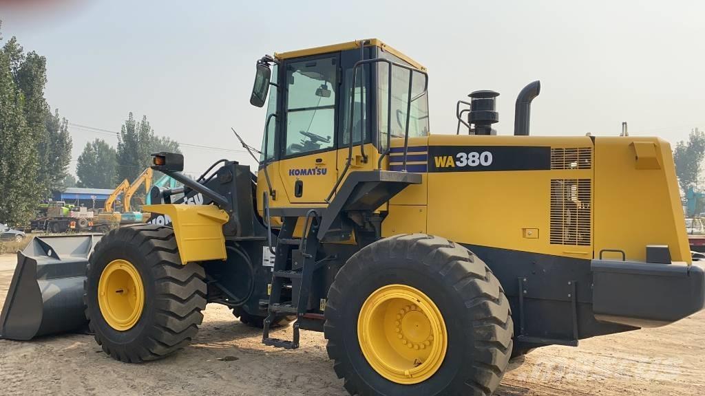 Komatsu WA 380-6 Rataslaadurid
