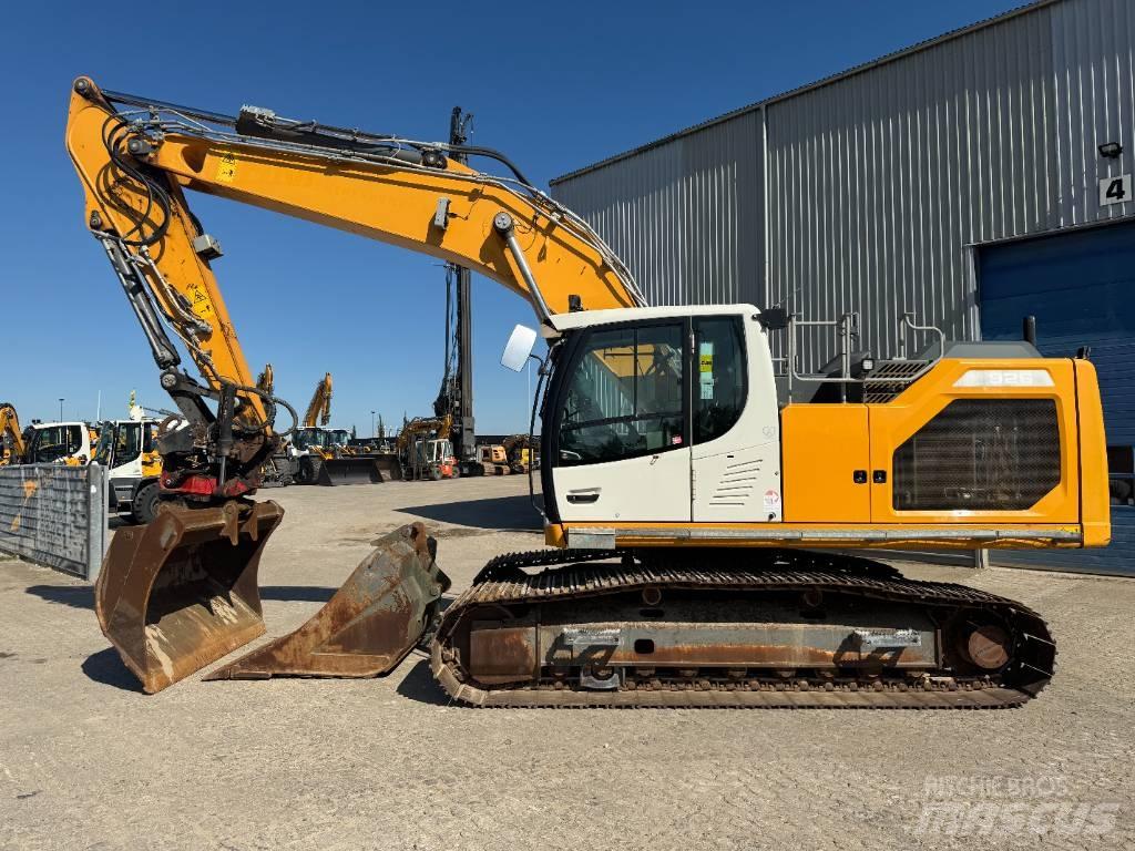Liebherr R 926 LC Roomikekskavaatorid