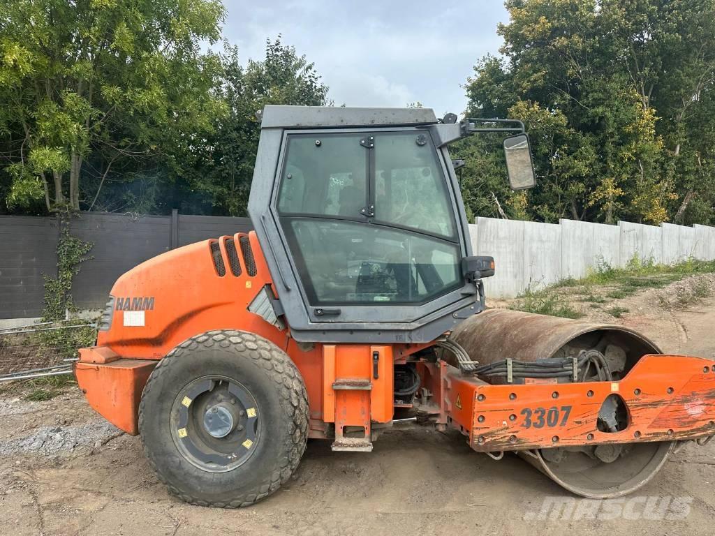 Hamm 3307 Pinnasetihendajad