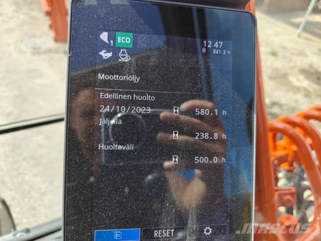 Hitachi ZX180LCN-7 Roomikekskavaatorid