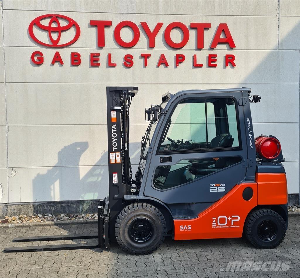 Toyota 02-8FGF25 Gaasitõstukid