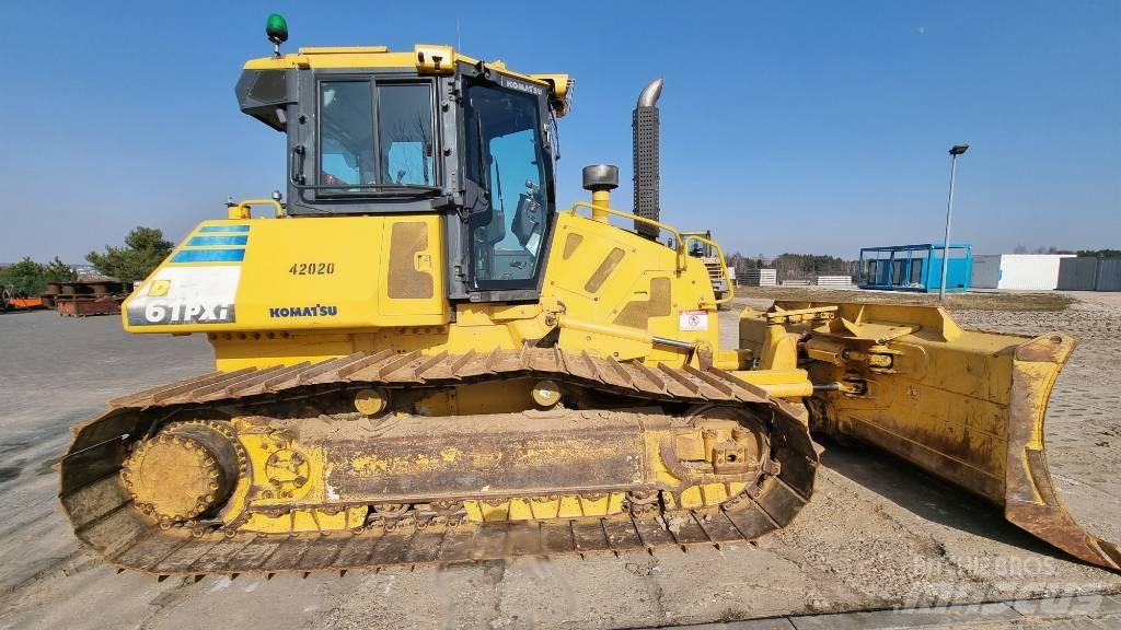 Komatsu D 61 PXI-23 Buldooserid