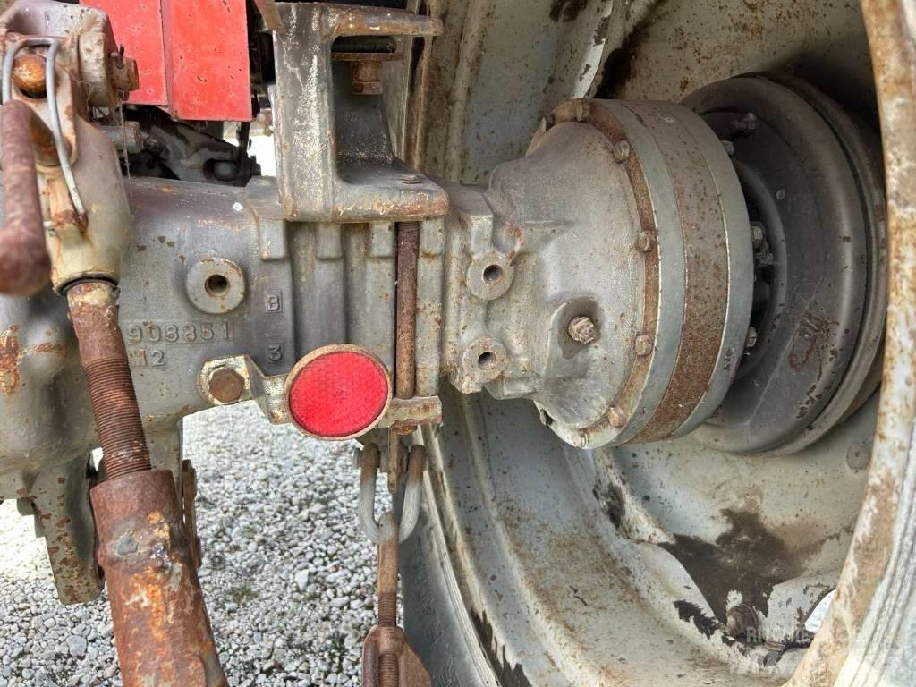 Massey Ferguson 590 Traktorid