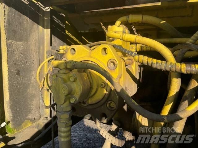 Kobelco SK 220 LC Roomikekskavaatorid