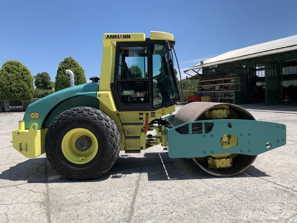 Ammann ASC 130 D Ühe trumliga rullid