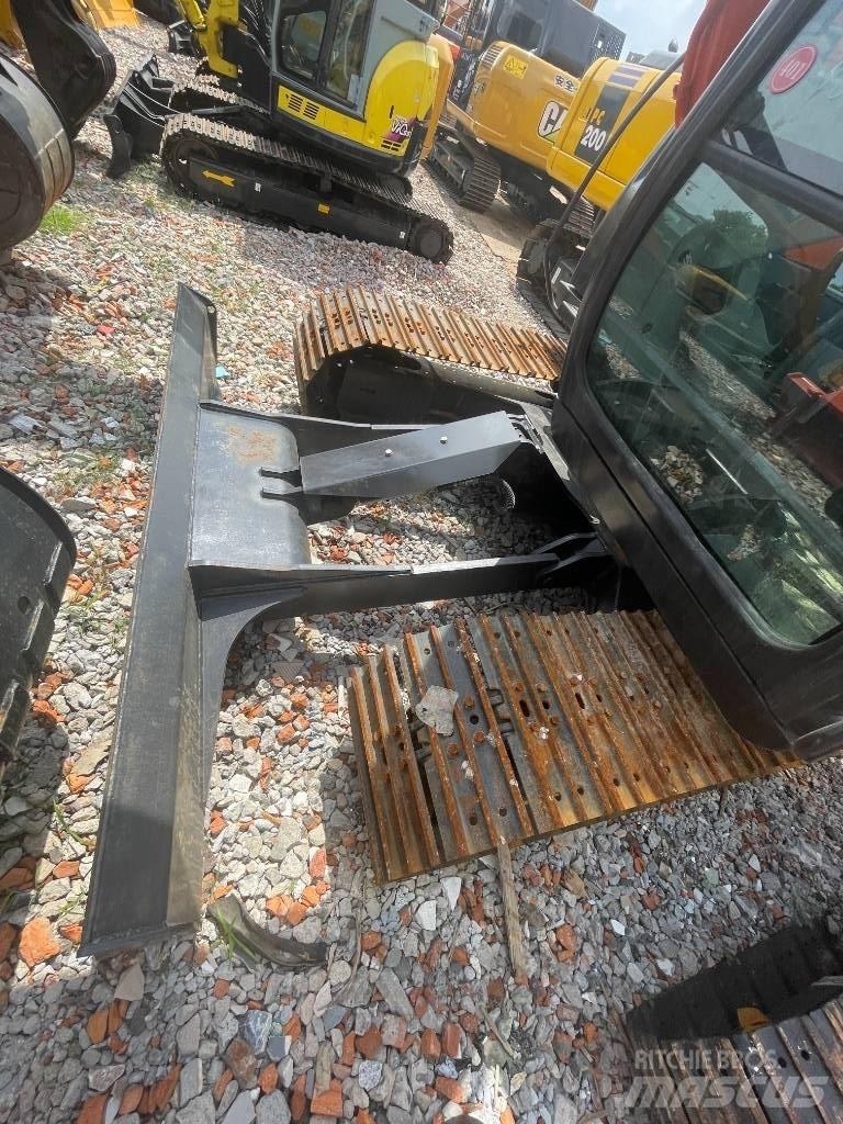 Hitachi ZX 70 Roomikekskavaatorid