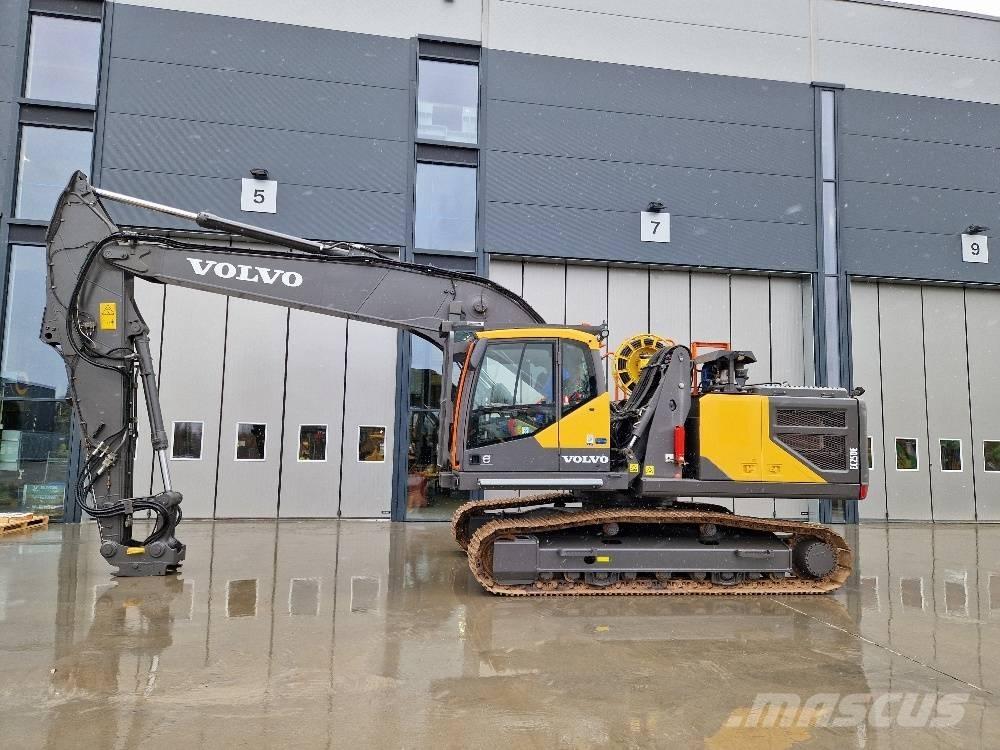 Volvo EC250EL Roomikekskavaatorid