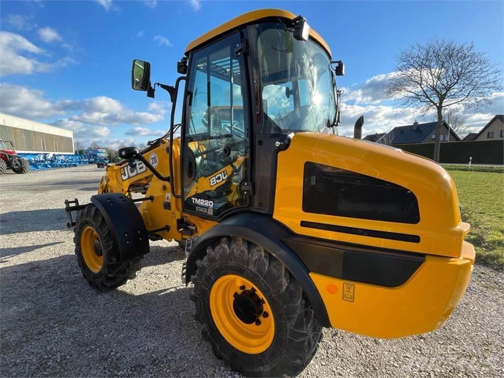 JCB TM 220 Agri Rataslaadurid