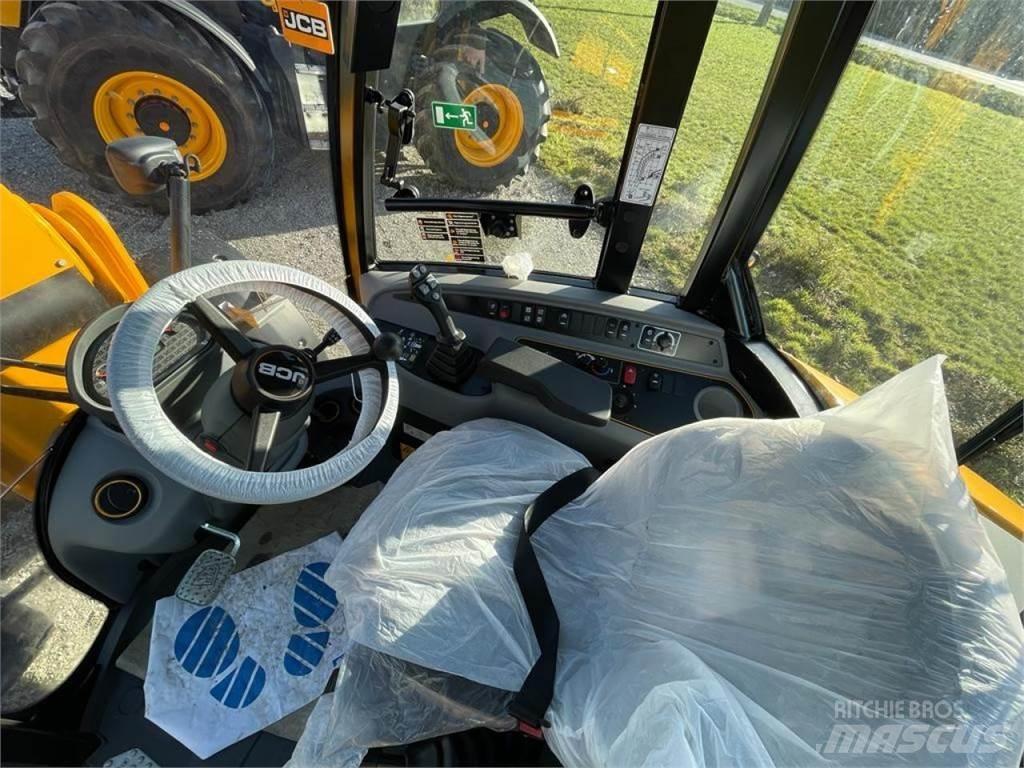 JCB TM 220 Agri Rataslaadurid