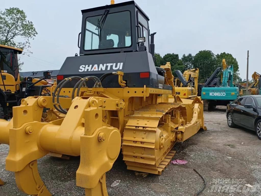 Shantui D22 Buldooserid