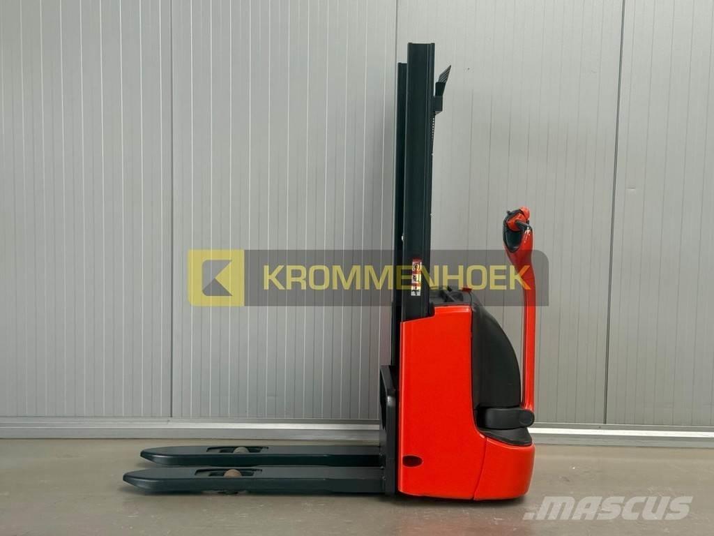 Linde L 10 Järelkäidavad virnastajad