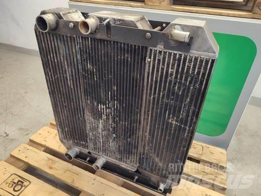 Merlo P34.7 cooler Radiaatorid