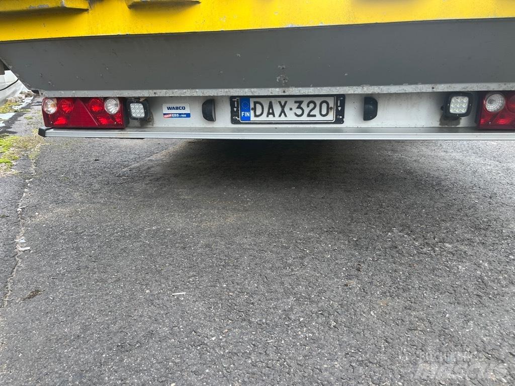 STOKOTA CargoFloor Hakkeveo poolhaagised