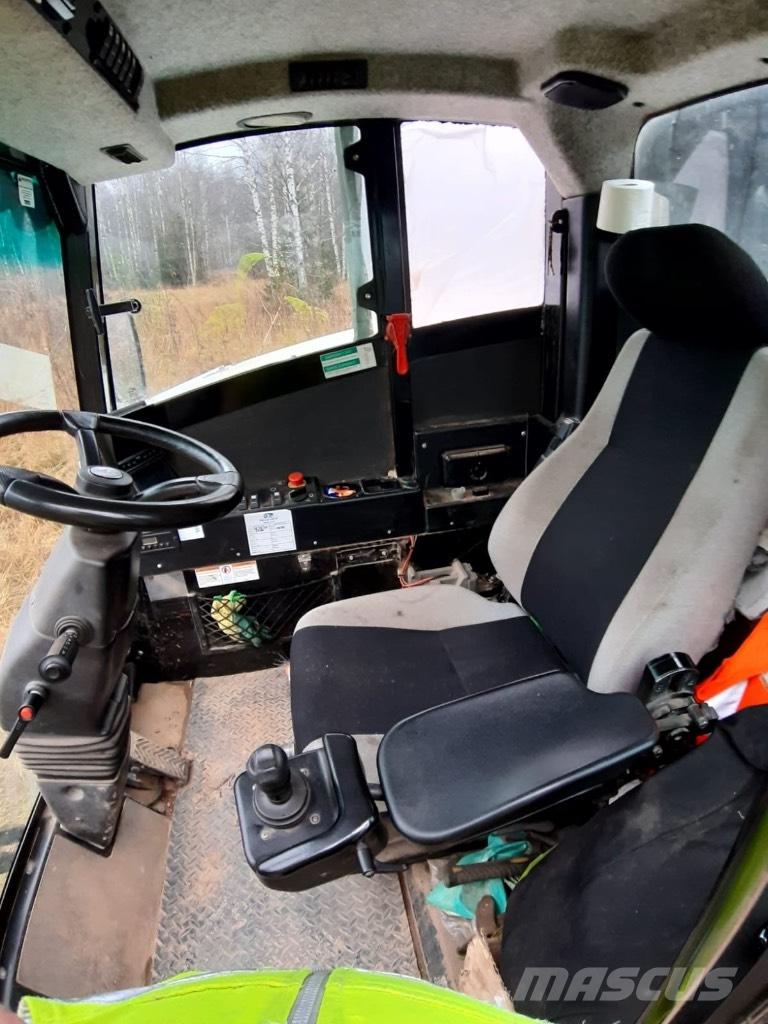 Prinoth Panther 14R Roomikkallurid