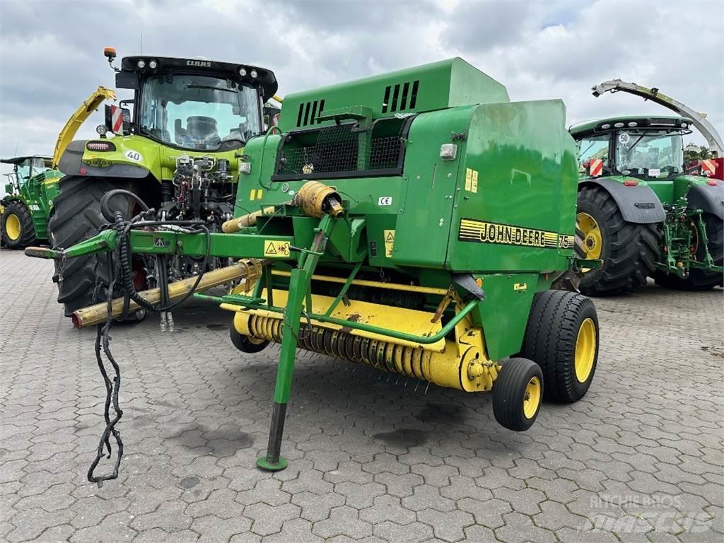 John Deere 575 Ruloonpressid