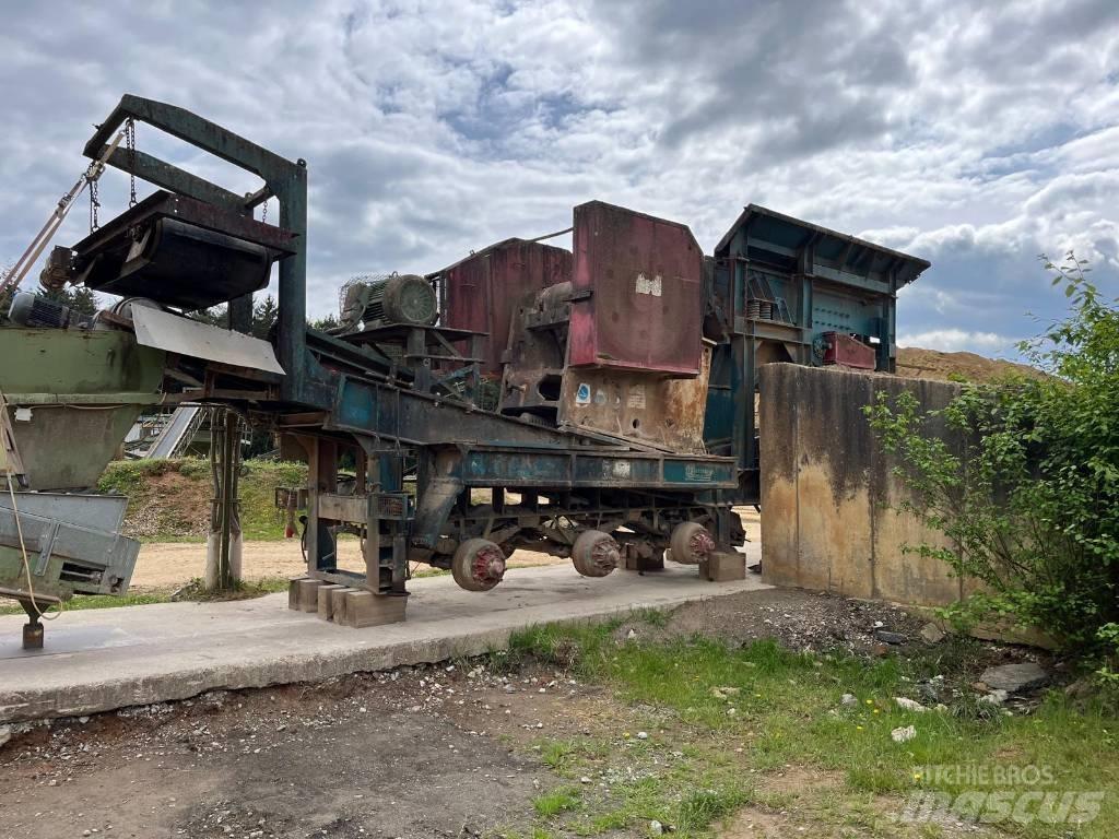  BAG Type 900 Iseliikuvad purustid