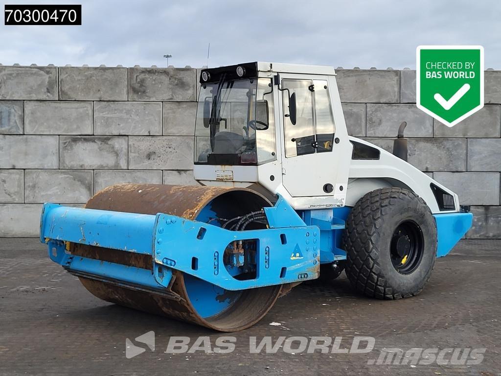 Bomag BW213 D-4 Ühe trumliga rullid