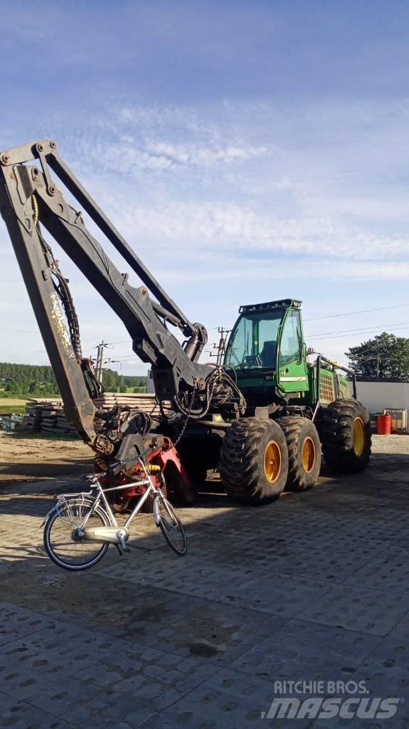 John Deere 1470 D Harvesterid