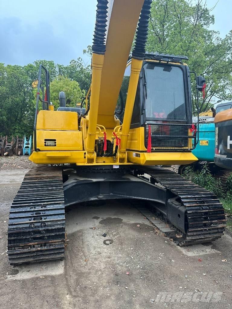 Komatsu PC 200-8 Roomikekskavaatorid