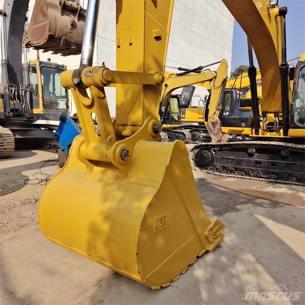 CAT 329 D Roomikekskavaatorid