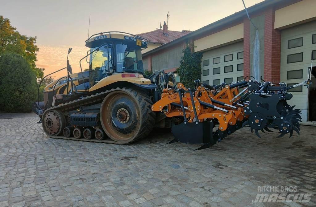 Challenger MT 875 E Traktorid