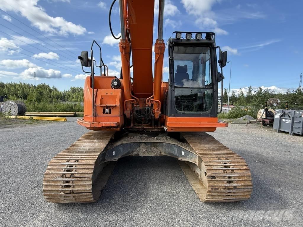 Doosan DX 235 LC Roomikekskavaatorid