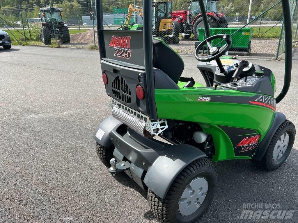 Avant 225 Kompaktlaadurid