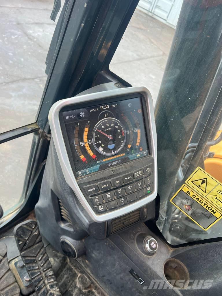 Hyundai HX 140 L Roomikekskavaatorid