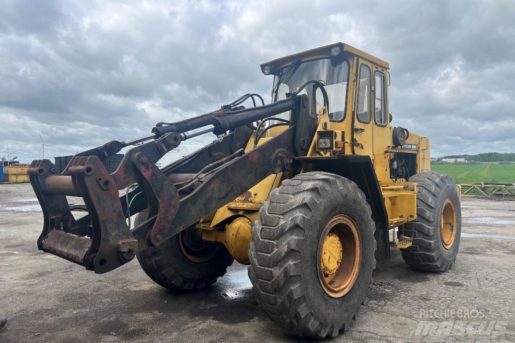 Volvo BM 4400 Rataslaadurid