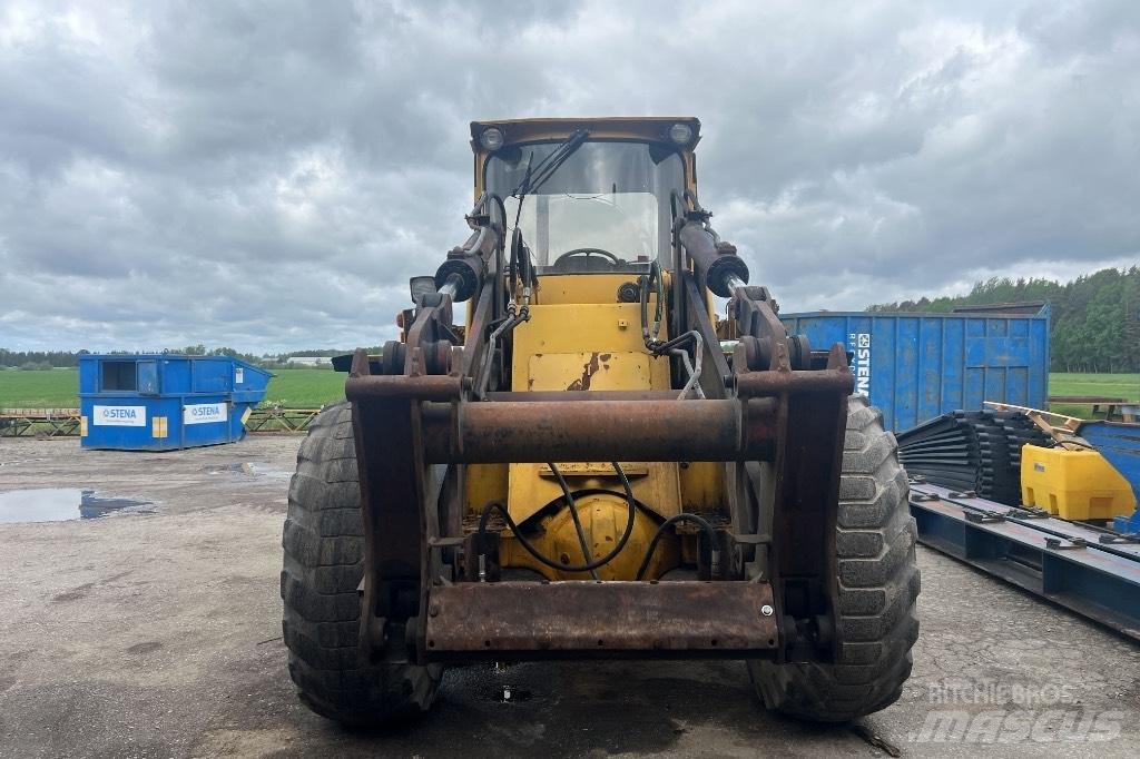 Volvo BM 4400 Rataslaadurid
