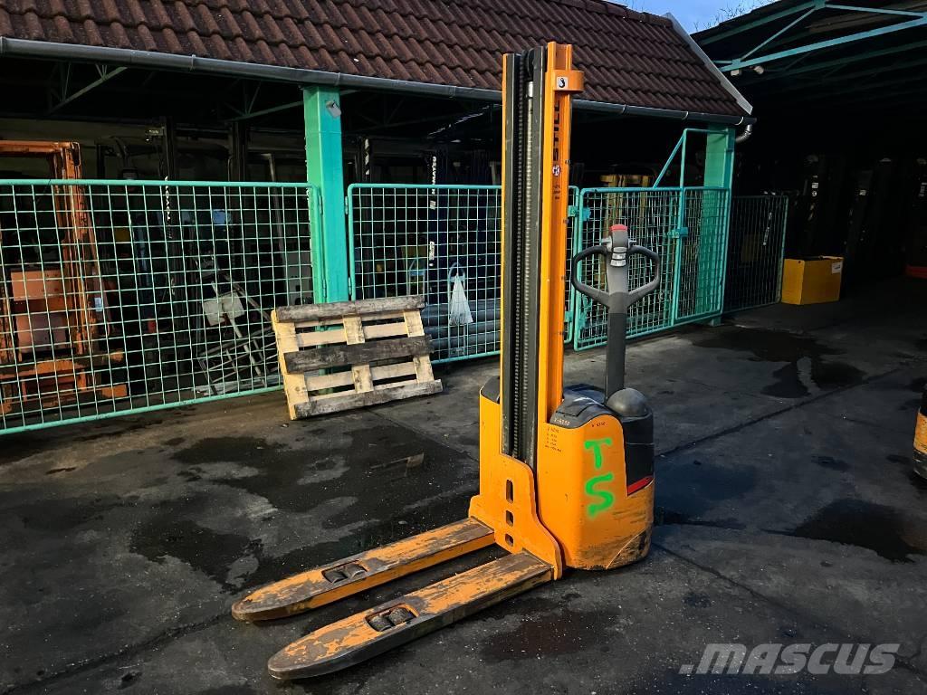 Still EGV12   V-4250 Platvormiga virnastajad