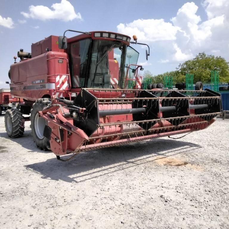 Case IH 2366E Teraviljakombainid