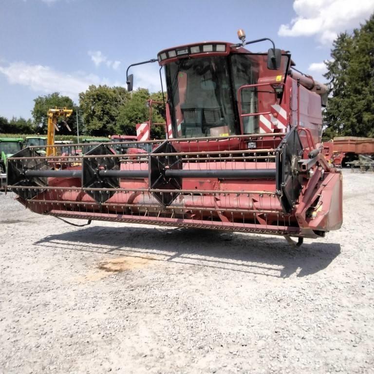 Case IH 2366E Teraviljakombainid