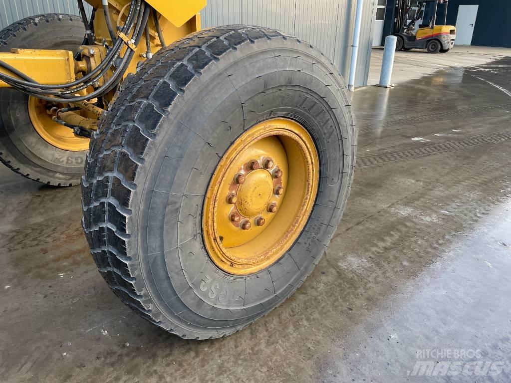 CAT 160M (140) Greiderid