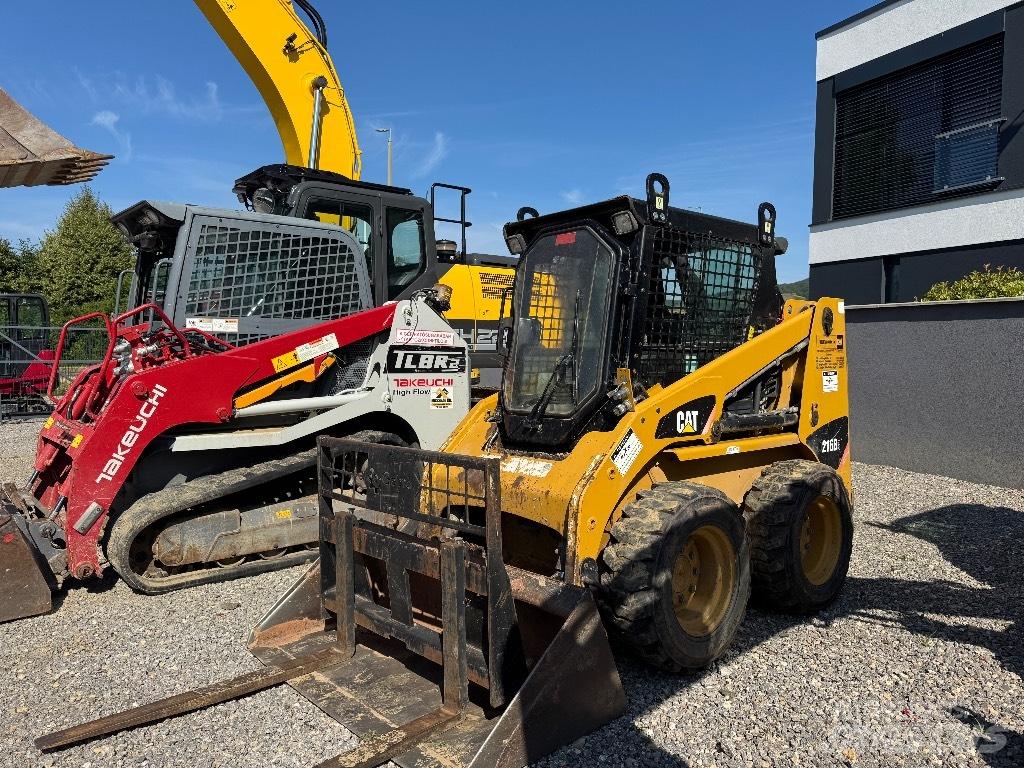 CAT 216 B 3 Kompaktlaadurid