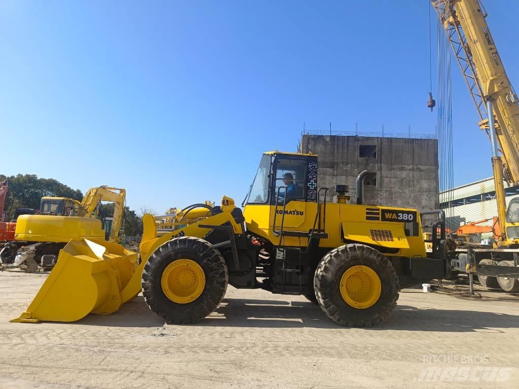 Komatsu WA 380-3 Rataslaadurid