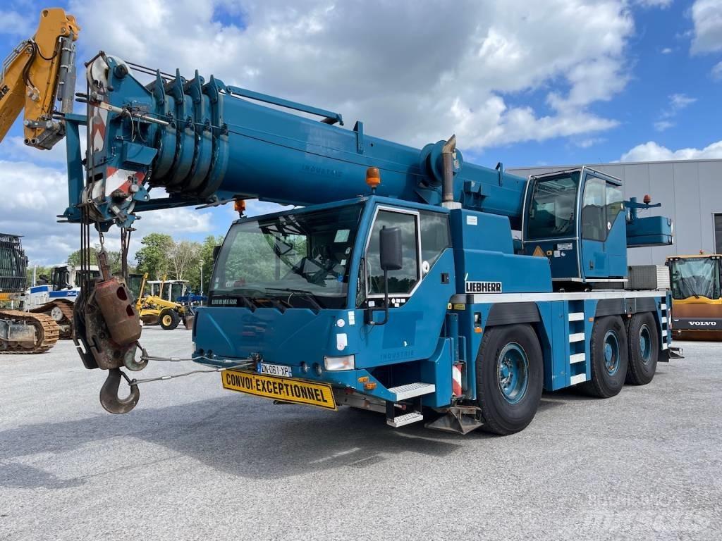 Liebherr LTM 1055-1 Maastikutõstukid