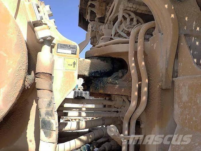 CAT 988K Rataslaadurid