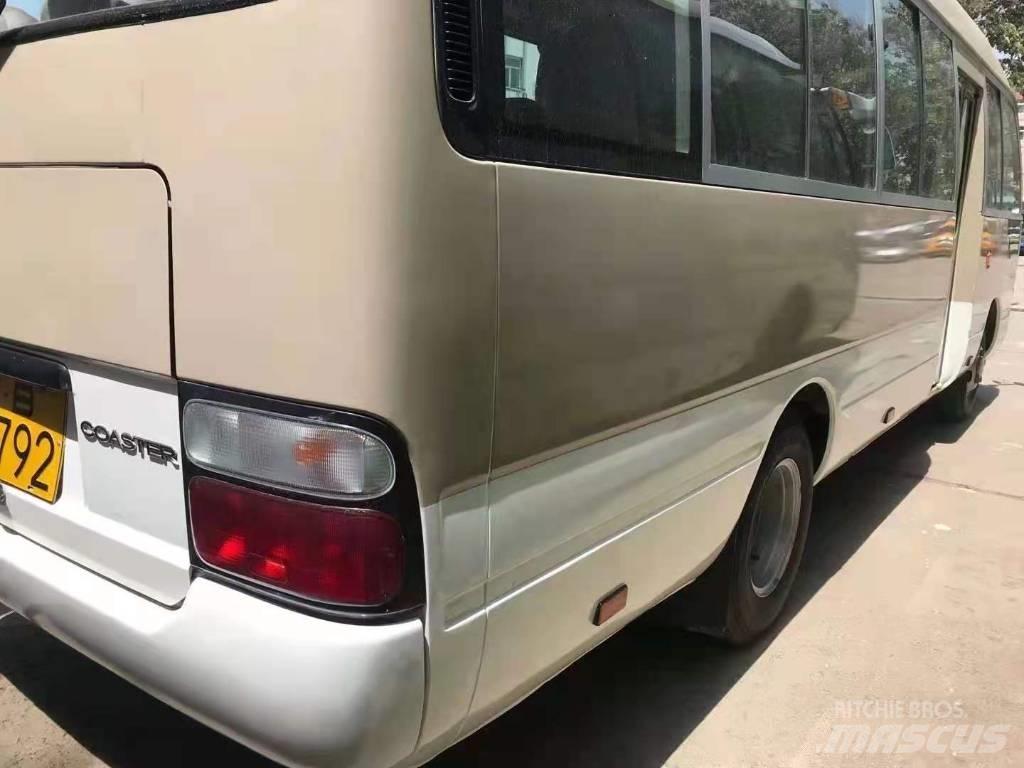 Toyota Coaster Bus Väikebussid