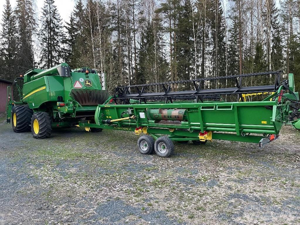 John Deere T 560 i Teraviljakombainid