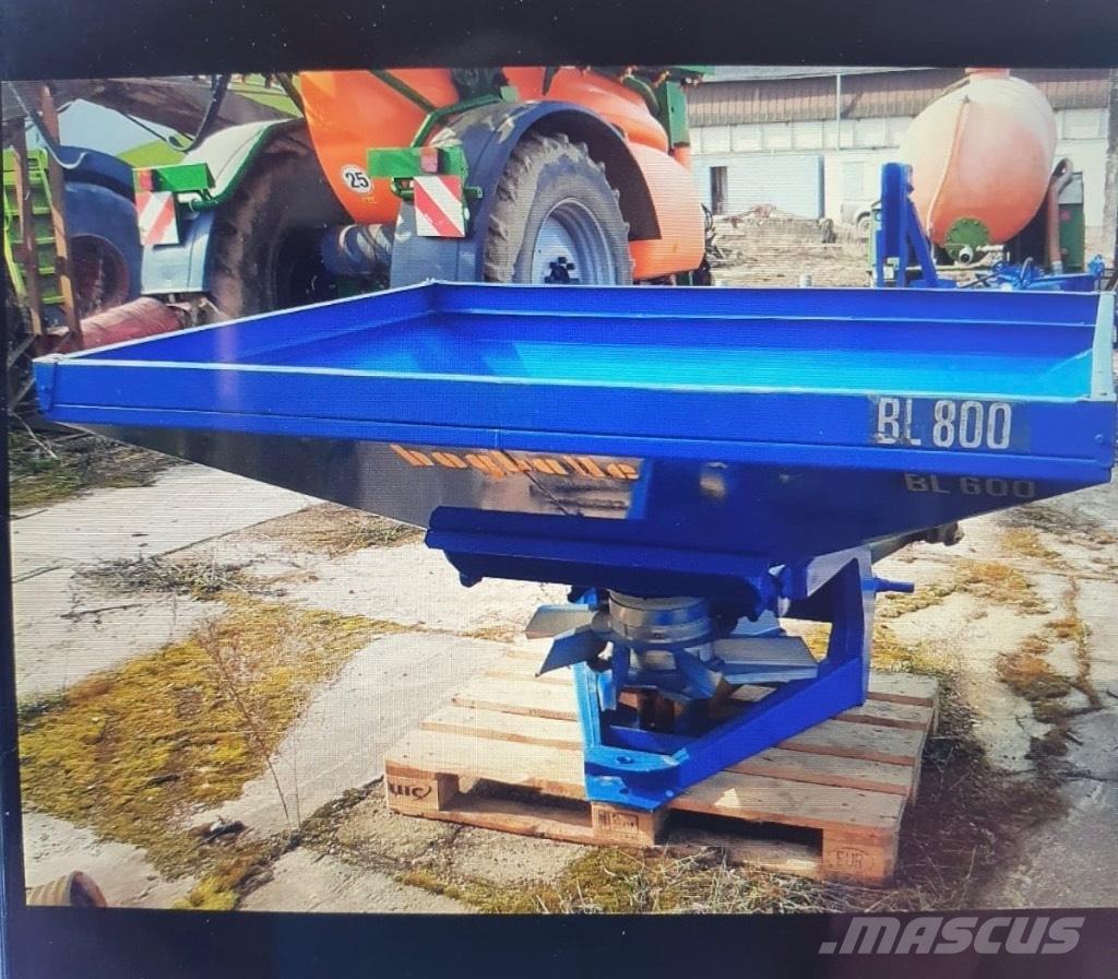 Bogballe 800 Mineraalväetise laoturid