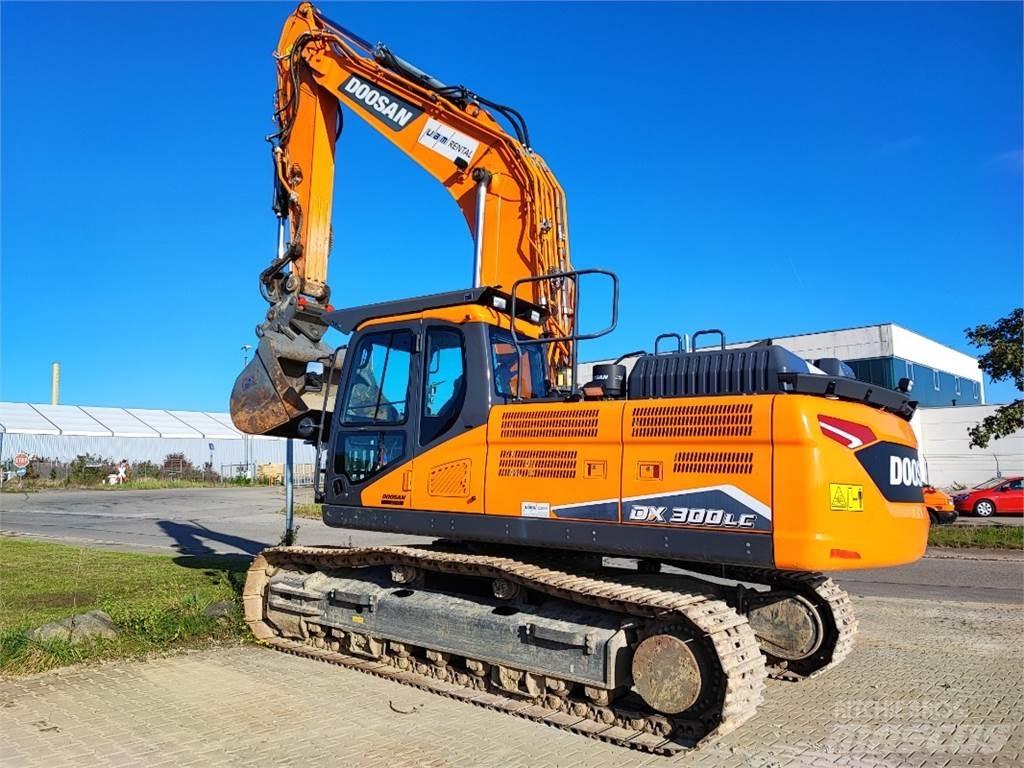 Doosan DX300LC-7 Roomikekskavaatorid