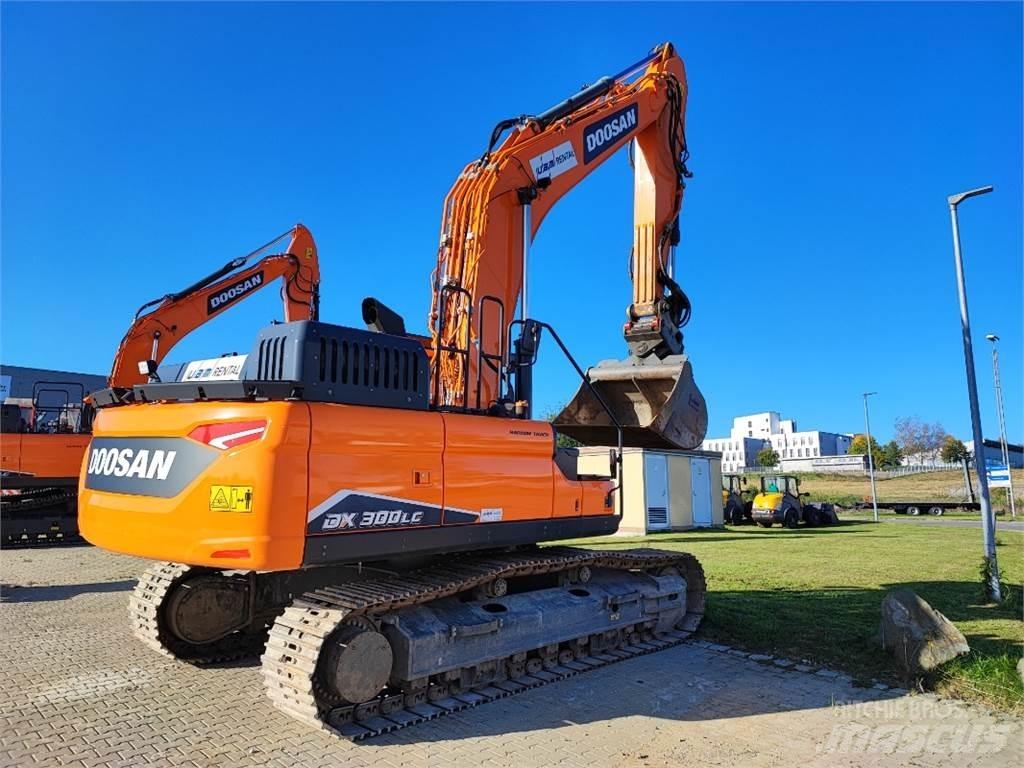 Doosan DX300LC-7 Roomikekskavaatorid