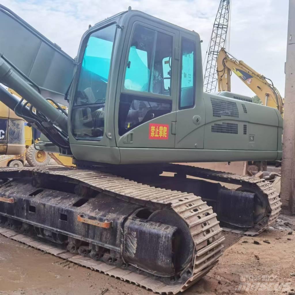CAT 330 C Roomikekskavaatorid
